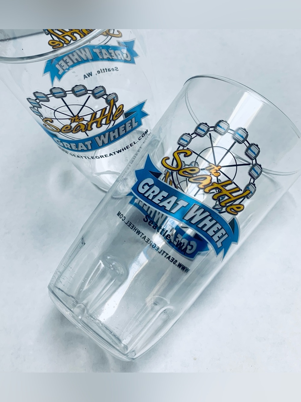 2 The Seattle Great Wheel Cups Souvenir